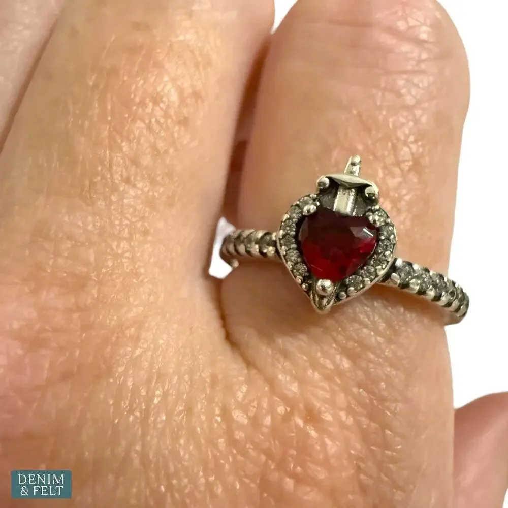 Pandora Disney Villains Evil Queen Ring Sterling‎ Silver Fuchsia Crystal Sz 7